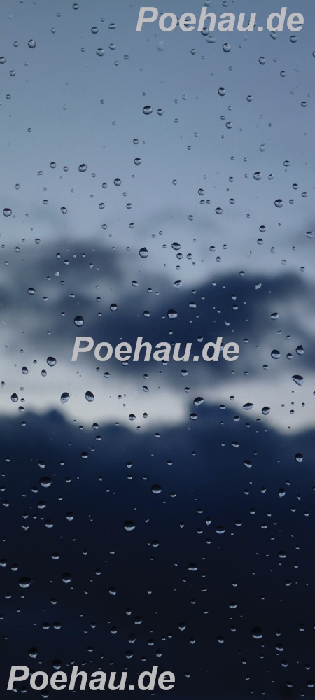 Bild 1 von Bad200205VL0002 Tropfen Wolken  / (Material) Hartschaum-Rückwand / (Schutzschicht) UV Hartlack glänzend / (Langzeitgarantie) ohne Langzeitgarantie