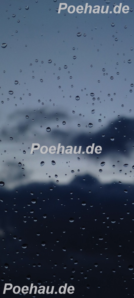 Bild 1 von Bad200205VL0001 Tropfen Wolken  / (Material) Hartschaum-Rückwand / (Schutzschicht) UV Hartlack glänzend / (Langzeitgarantie) ohne Langzeitgarantie